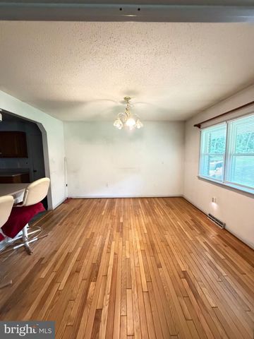 4331 ESTATE DR, Huntingtown, MD 20639