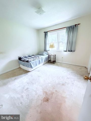 4331 ESTATE DR, Huntingtown, MD 20639