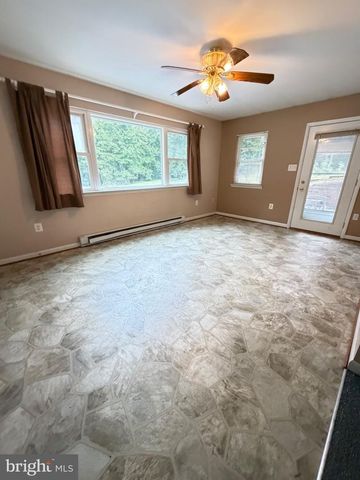 4331 ESTATE DR, Huntingtown, MD 20639
