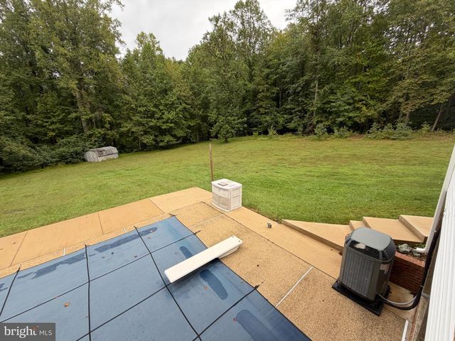 4331 ESTATE DR, Huntingtown, MD 20639