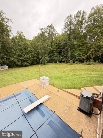 4331 ESTATE DR, Huntingtown, MD 20639