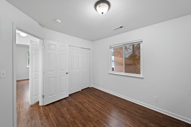 3035 West Street, Redding, CA 96001