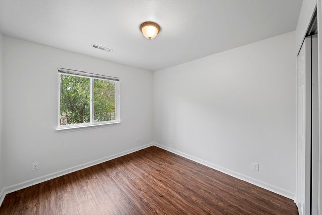 3035 West Street, Redding, CA 96001