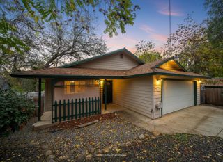3035 West Street, Redding, CA 96001