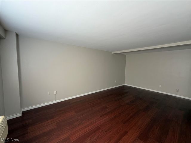 11820 Edgewater Drive 602, Lakewood, OH 44107