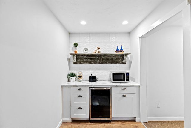 1112 Washington St, Hanover, MA 02339