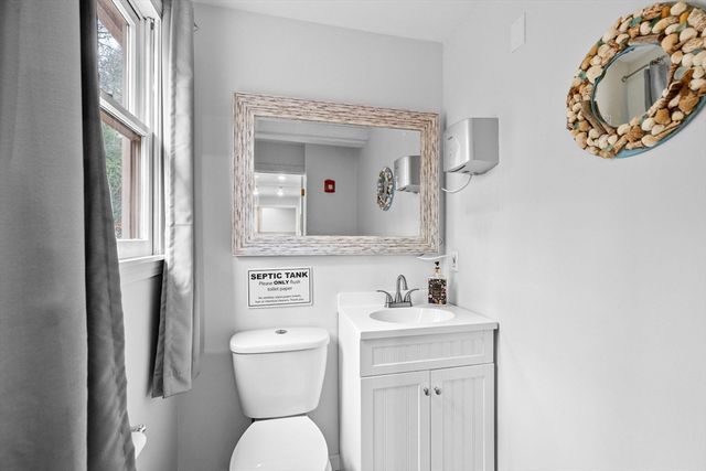 1112 Washington St, Hanover, MA 02339