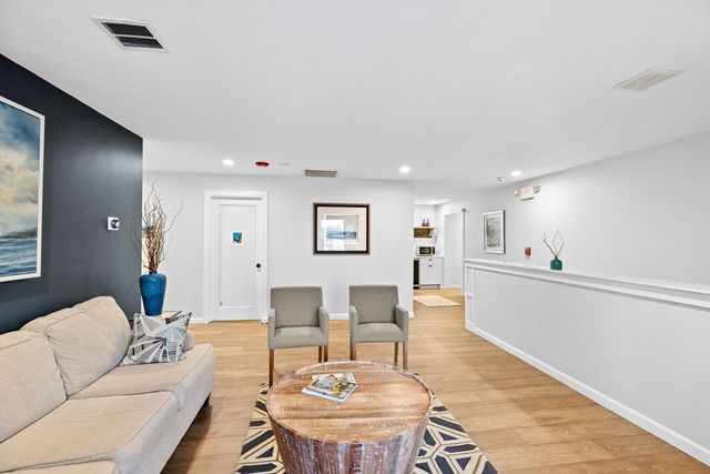 1112 Washington St, Hanover, MA 02339