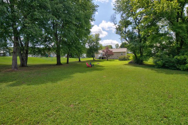 1407 Thatcher Road, Soddy Daisy, TN 37379