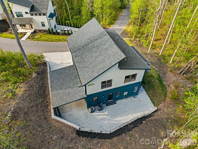 18 Winterhawk Drive, Arden, NC 28704