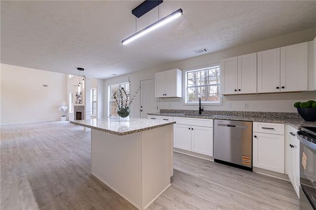 3977 Ambrose Court, Ellenwood, GA 30294