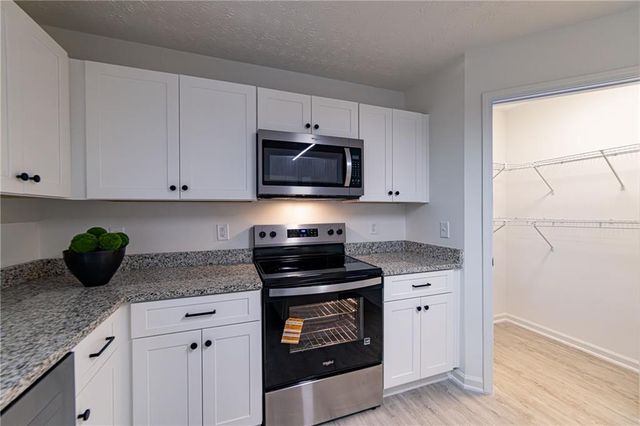 3977 Ambrose Court, Ellenwood, GA 30294