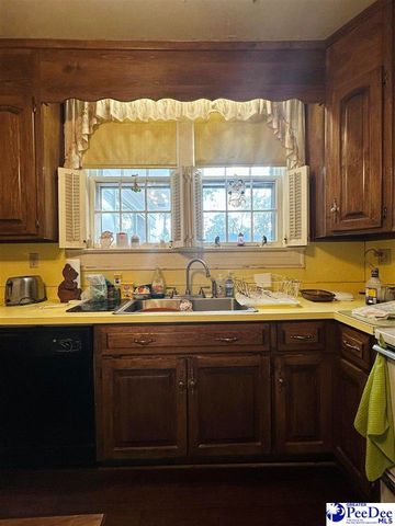 408 E Jackson Street, Dillon, SC 29536