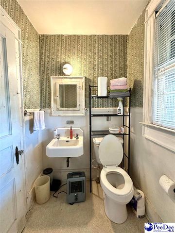 408 E Jackson Street, Dillon, SC 29536