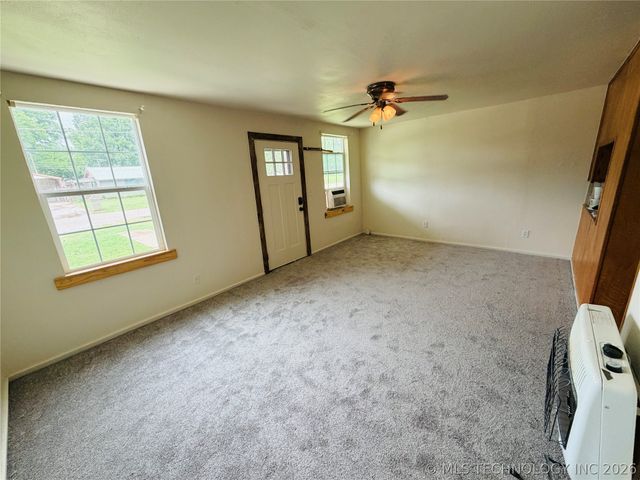206 N Maupin Road, Colbert, OK 74733