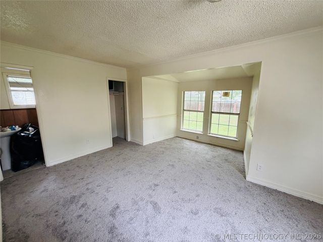 206 N Maupin Road, Colbert, OK 74733