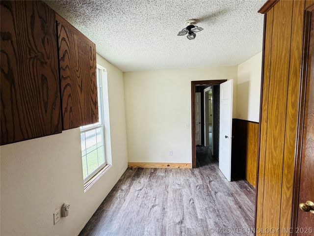 206 N Maupin Road, Colbert, OK 74733