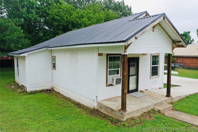 206 N Maupin Road, Colbert, OK 74733