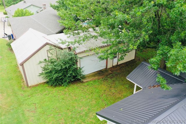 206 N Maupin Road, Colbert, OK 74733