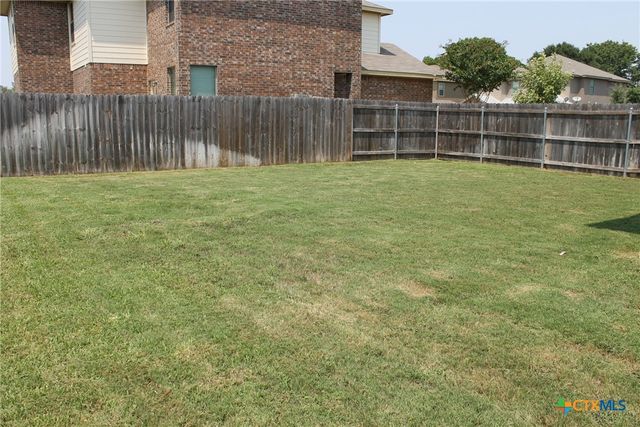 1136 Brown Rock Drive, New Braunfels, TX 78130