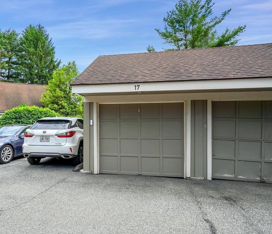 40 Bittersweet Lane, South Salem, NY 10590