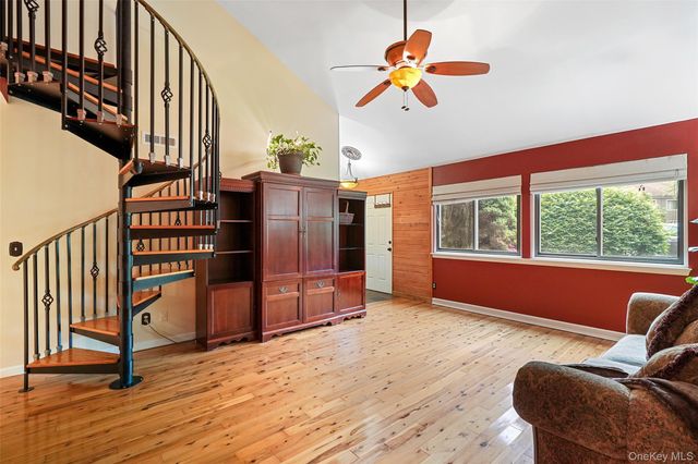 40 Bittersweet Lane, South Salem, NY 10590
