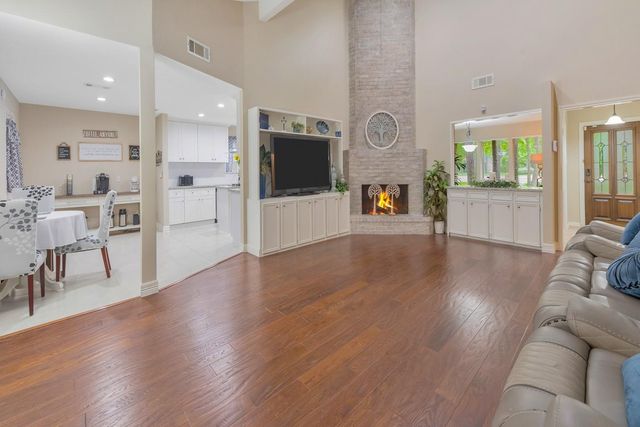 12025 Acorn Oak Street, The Woodlands, TX 77380