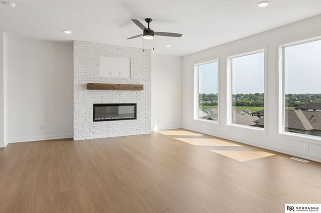 10901 N 162 Street, Bennington, NE 68007