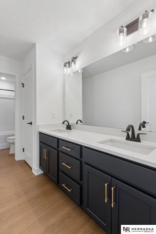 10901 N 162 Street, Bennington, NE 68007