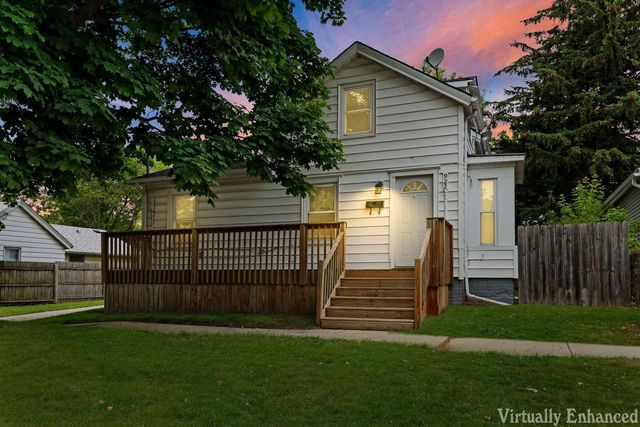 922 49th STREET, Kenosha, WI 53140