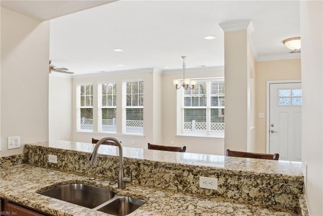 8200 Highland ST, Norfolk, VA 23518