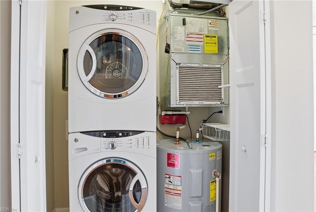 8200 Highland ST, Norfolk, VA 23518