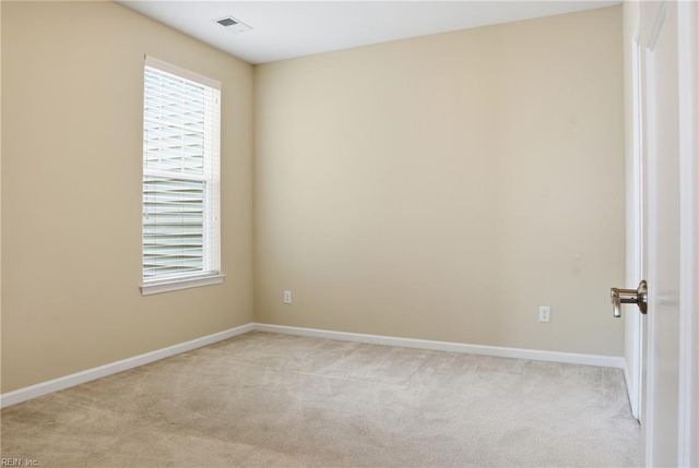 8200 Highland ST, Norfolk, VA 23518