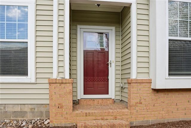 8200 Highland ST, Norfolk, VA 23518