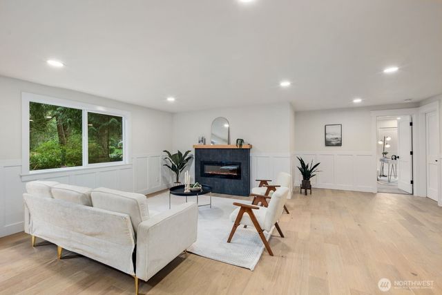 16644 SE 235th Street, Kent, WA 98042