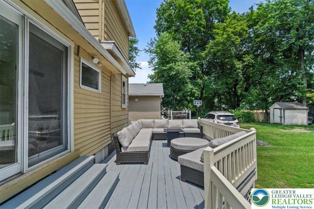 620 Wallace Street, Stroudsburg, PA 18360