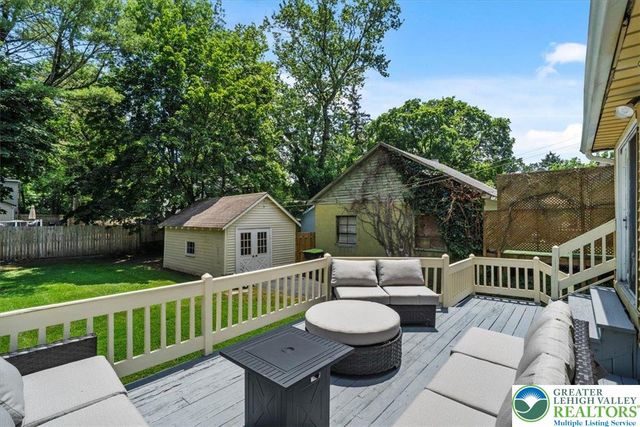 620 Wallace Street, Stroudsburg, PA 18360