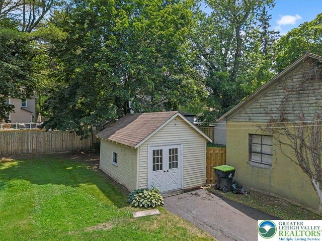 620 Wallace Street, Stroudsburg, PA 18360
