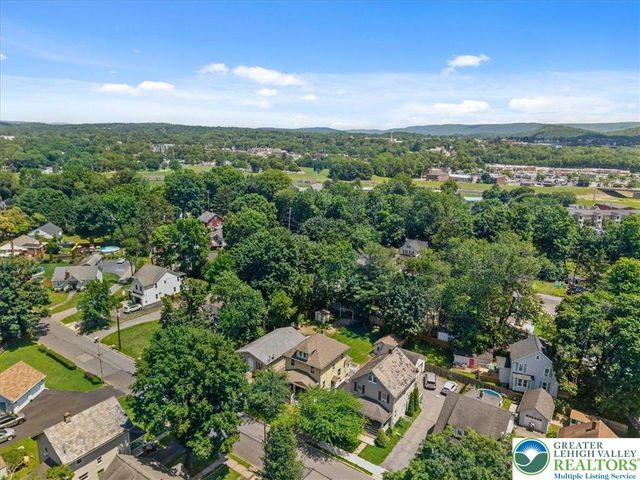 620 Wallace Street, Stroudsburg, PA 18360