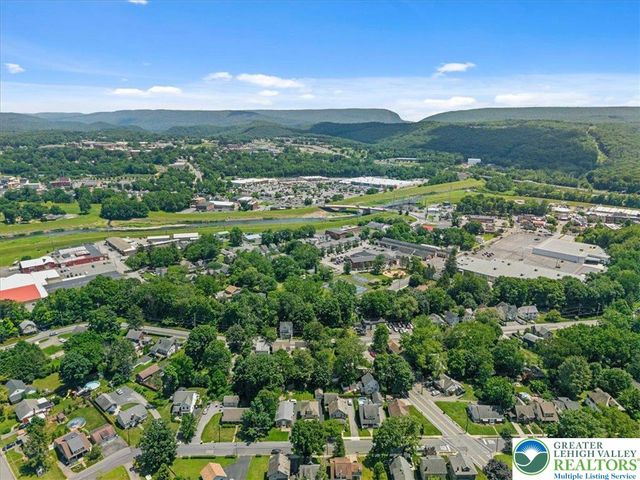 620 Wallace Street, Stroudsburg, PA 18360