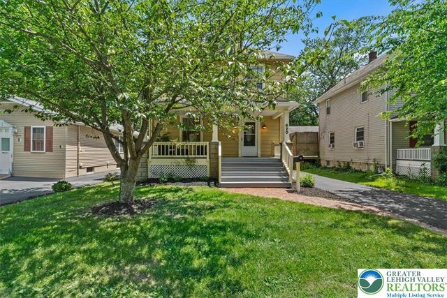 620 Wallace Street, Stroudsburg, PA 18360