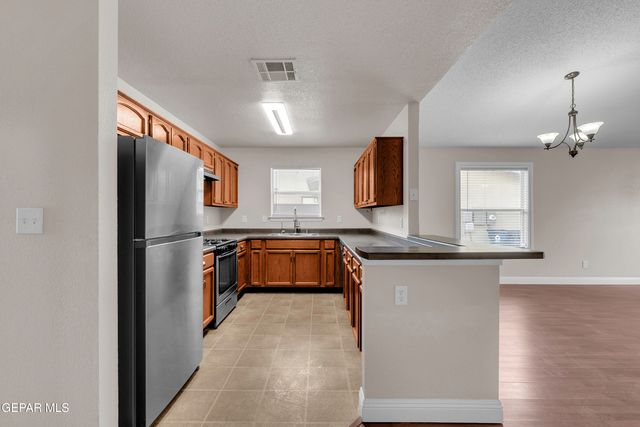 14036 VOLCANIC ROCK Drive, El Paso, TX 79938