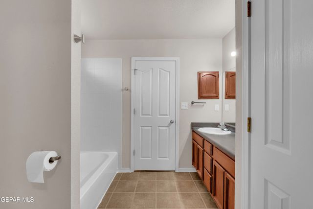 14036 VOLCANIC ROCK Drive, El Paso, TX 79938