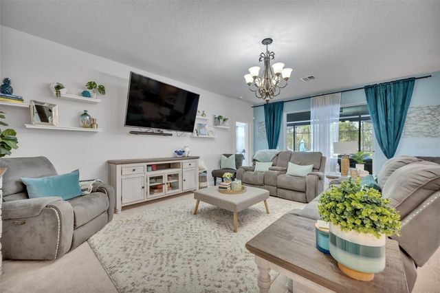 2119 WHITE DAHLIA DRIVE, Apopka, FL 32712