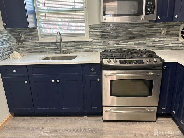 12 Gramercy Gardens A, Middlesex, NJ 08846