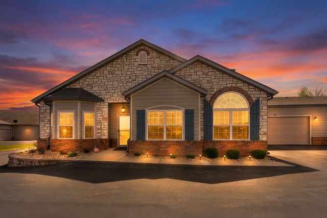 155 Rue De Villas Circle, Branson, MO 65616