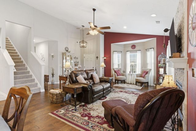 155 Rue De Villas Circle, Branson, MO 65616