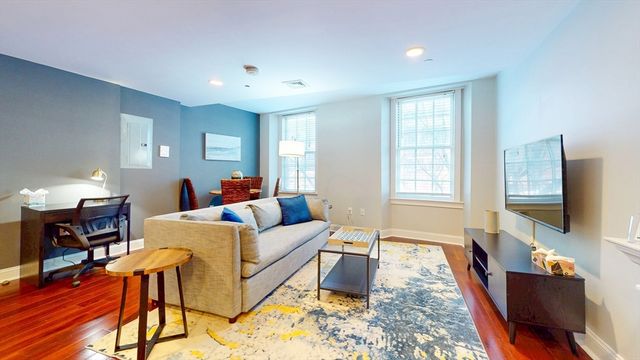 15-2 Union St Furnished, Boston, MA 02108