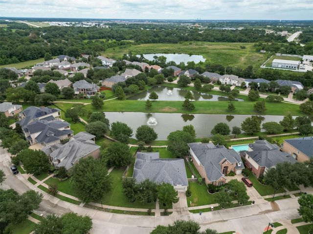 18622 Yorkshire Manor Court, Spring, TX 77379
