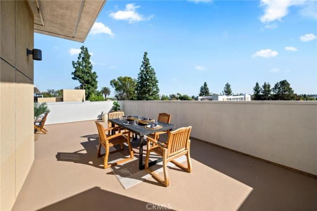 238 S Arroyo Parkway 401, Pasadena, CA 91105
